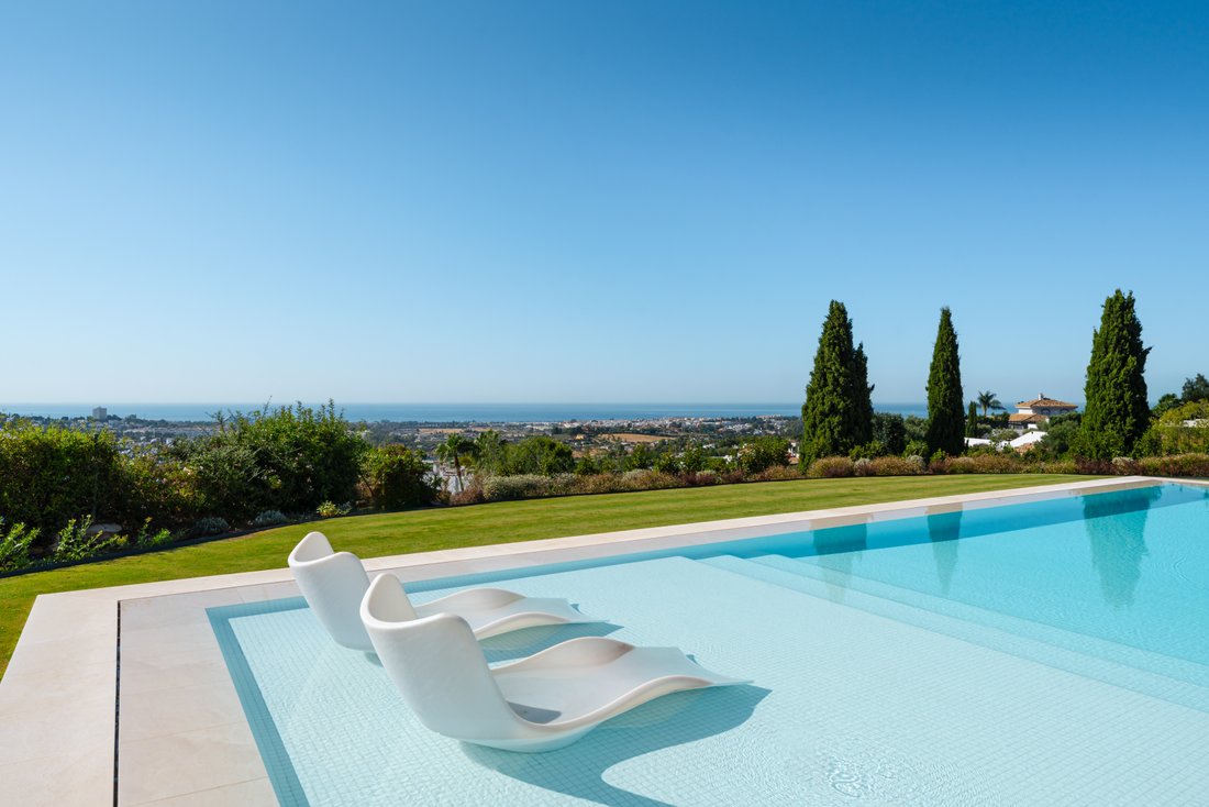 Villa in Benahavis, Andalusia, Spain 5 - 16073471
