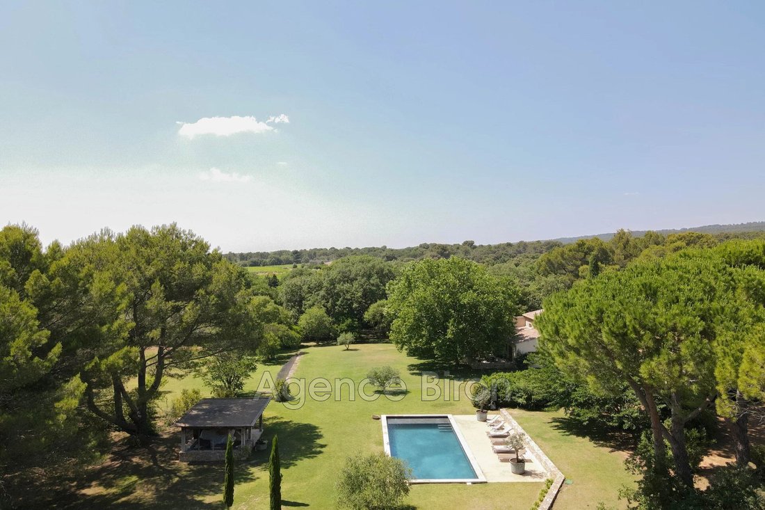 Villa in Plateau de Puyricard-La Trévaresse, Aix-en-Provence, France 3 - 14938266
