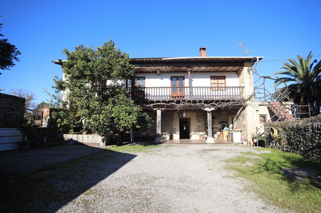 Chalet in Reocin, Cantabria, Spain 1 - 16075442