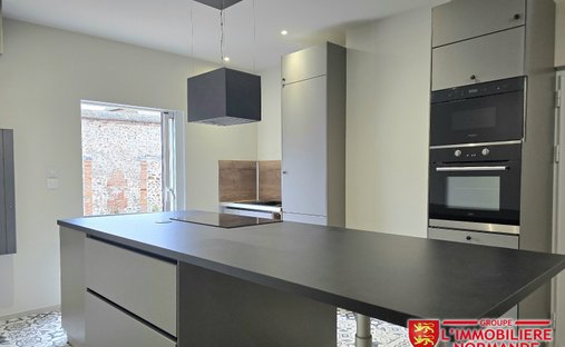 Castle for Sale in Évreux, Normandy, France