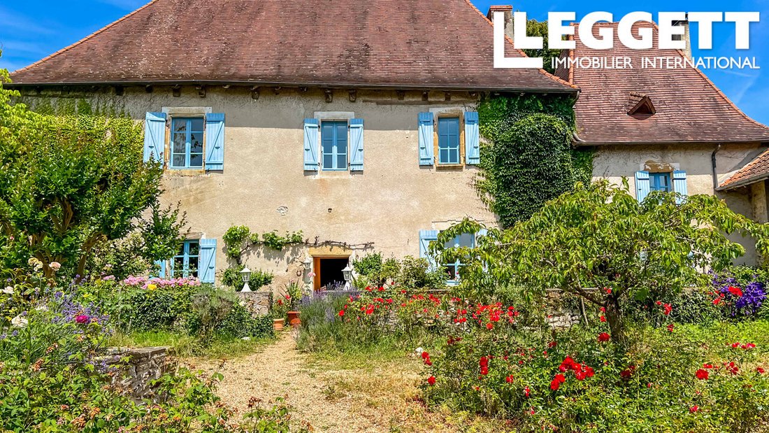 Whispers of Elegance: A Dordogne Château’s Timeless Embrace