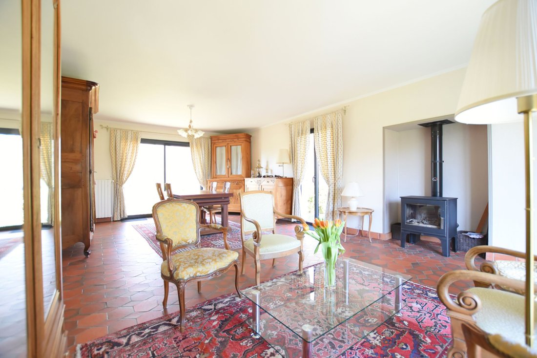 House in Les Essarts-le-Roi, Ile-de-France, France 5 - 16074411