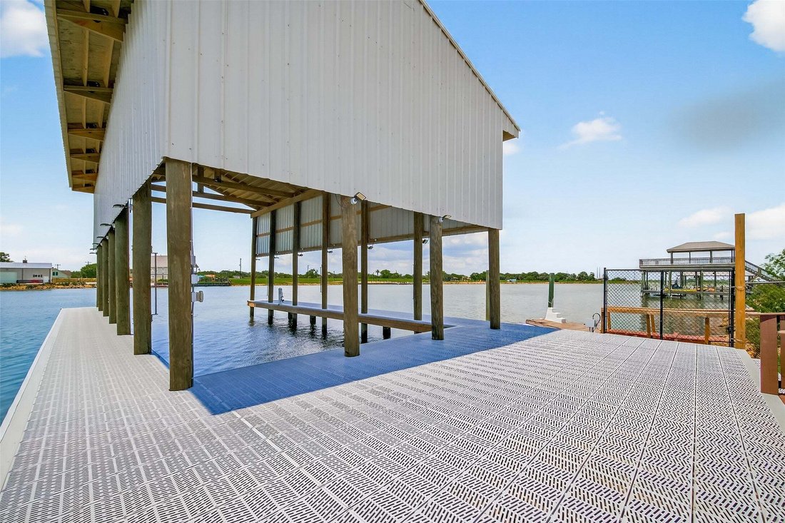 House in Freeport, Texas, United States 5 - 16073463