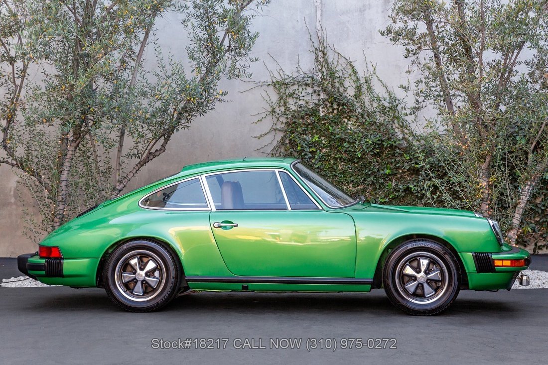 Porsche 911S in Los Angeles, CA 4 - 16074333