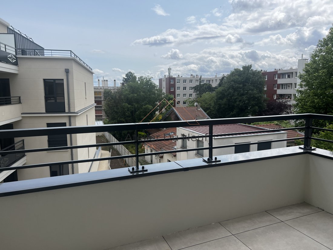 Apartment in Ledru Rollin, Le Perreux-sur-Marne, France 1 - 16073817
