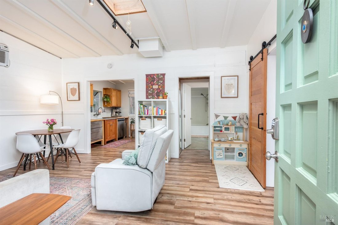 House in Guerneville, California, United States 3 - 16075096
