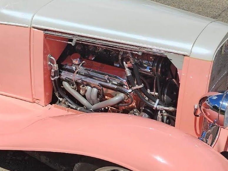 Coupe in Glendale, United States 5 - 16076804