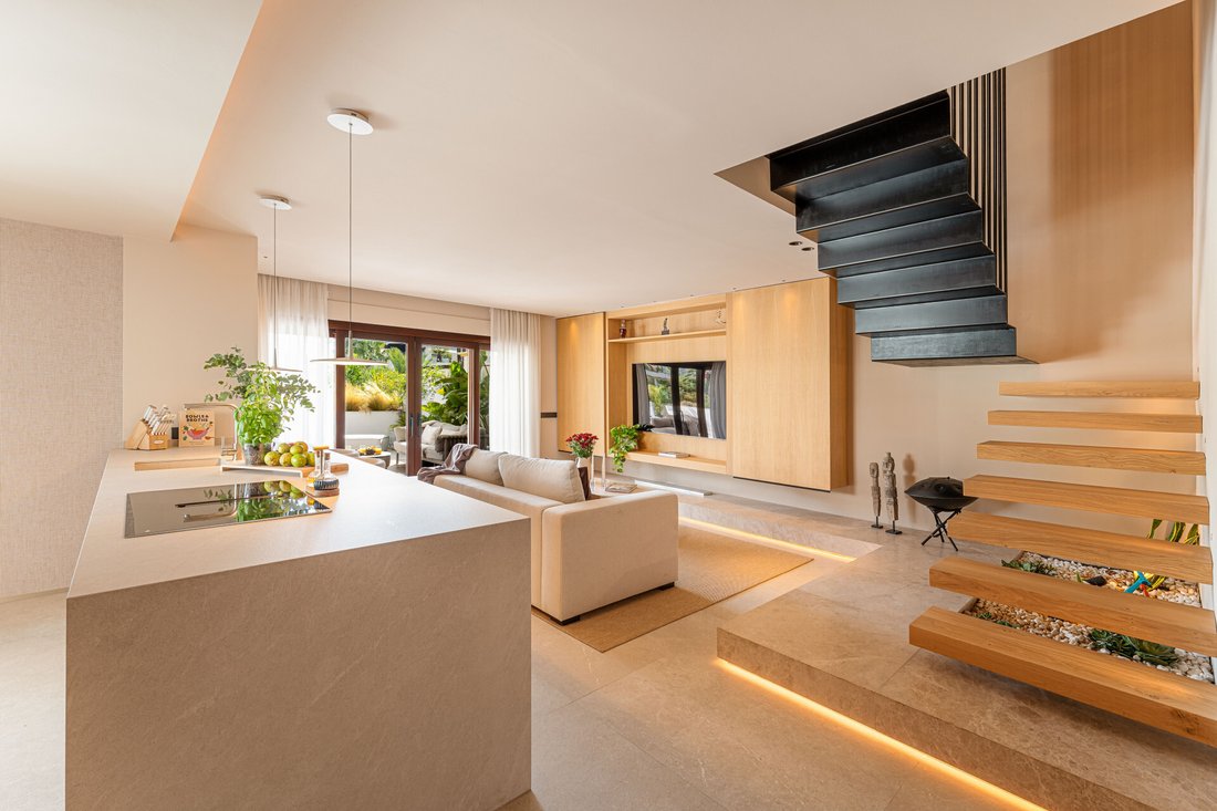 Penthouse in Marbella, Andalusia, Spain 5 - 16076753