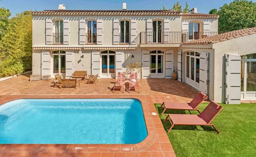 Villa in Cap Brun, Toulon, France 1
