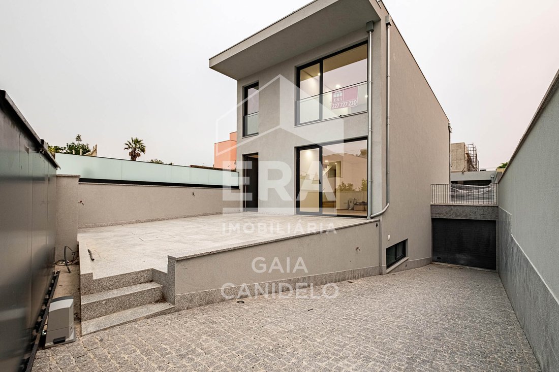 House in Canidelo, Porto District, Portugal 3 - 14685342