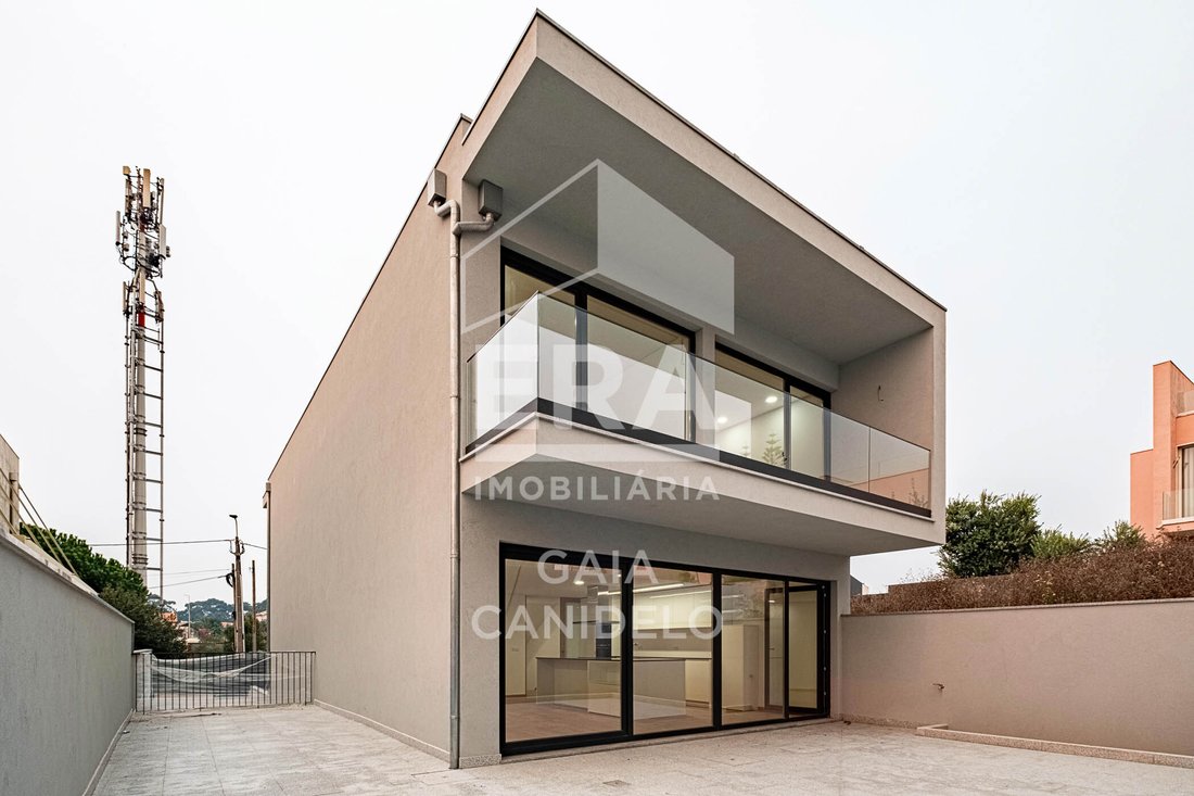 House in Canidelo, Porto District, Portugal 1 - 14685342