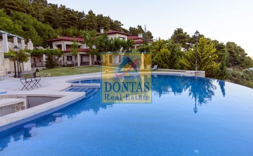 Villa in Oropos, Attica, Greece 1