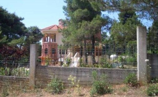 House in Oropos, Attica, Greece 1