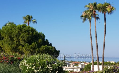 Apartment in Azurville-Val Claret, Antibes, France 1