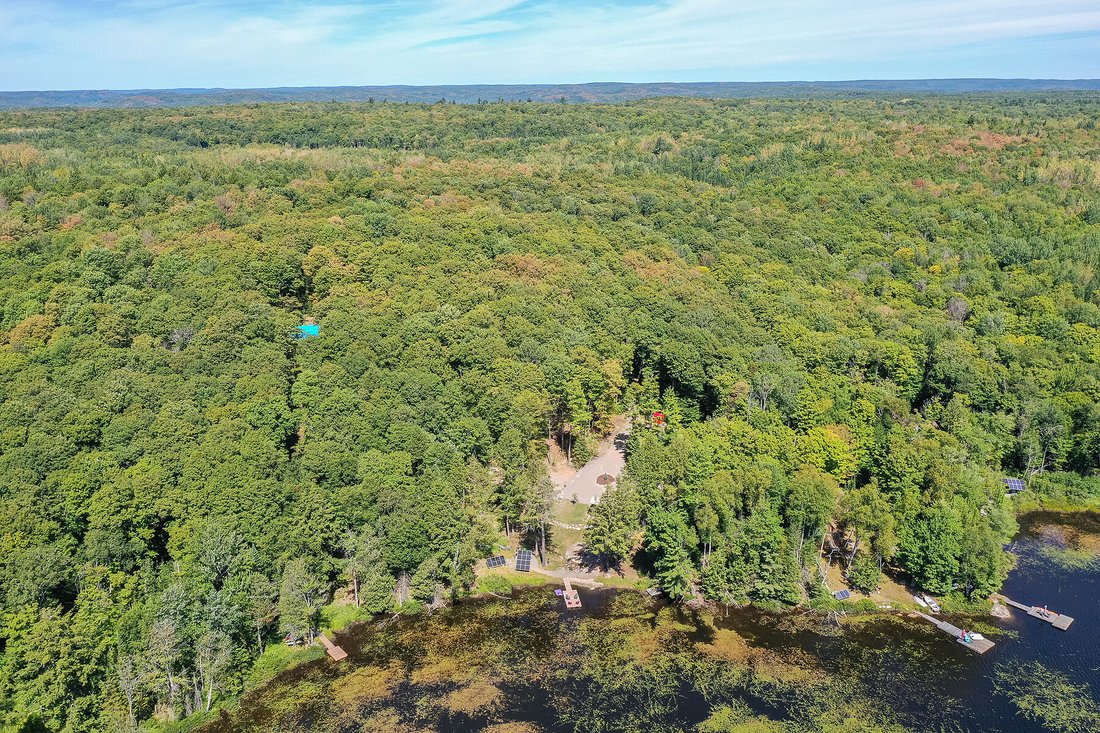 House in Haliburton, Ontario, Canada 3 - 16080612