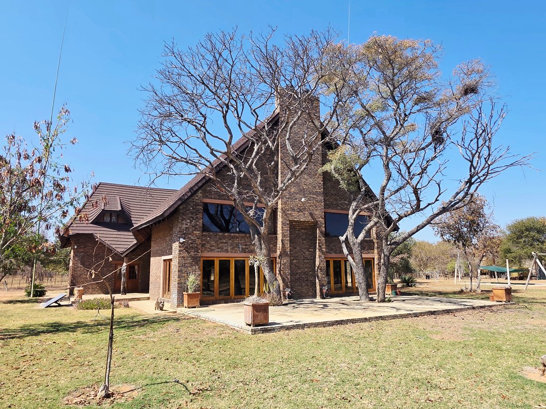 Farm Ranch in Thabazimbi, Limpopo, South Africa 4 - 16080286