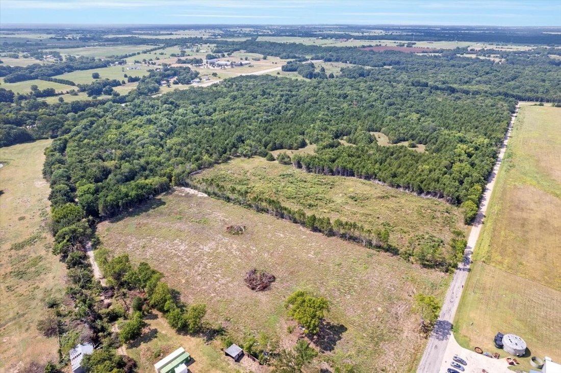 Land in Bonham, Texas, United States 4 - 16081766