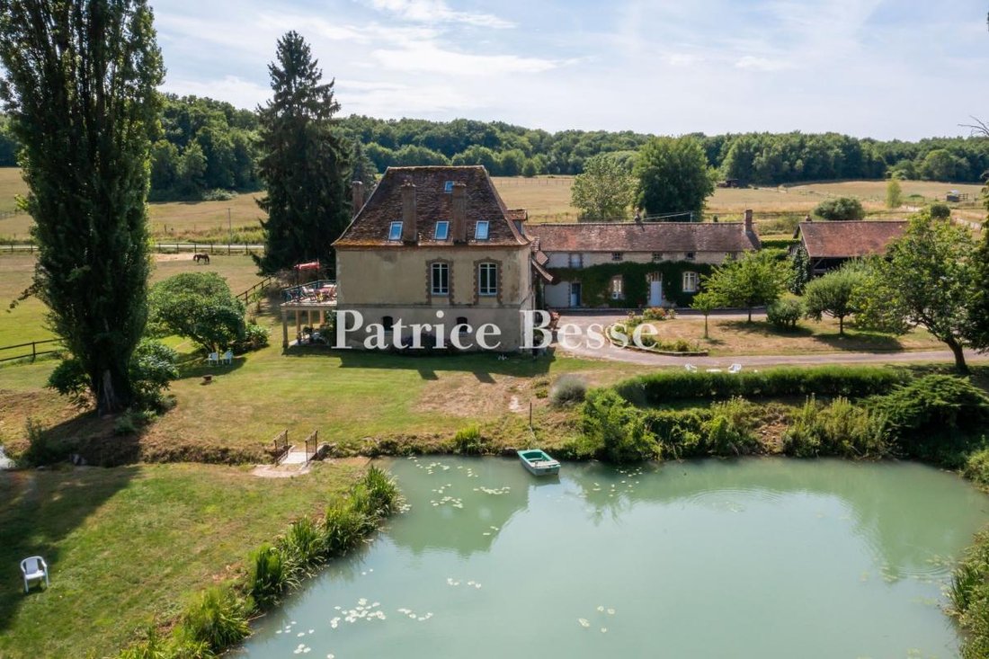 Haus in Centre, Melun, Frankreich 1 - 16080855