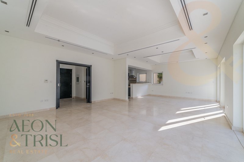 Villa in Al Furjan, Dubai, United Arab Emirates 3 - 16079880