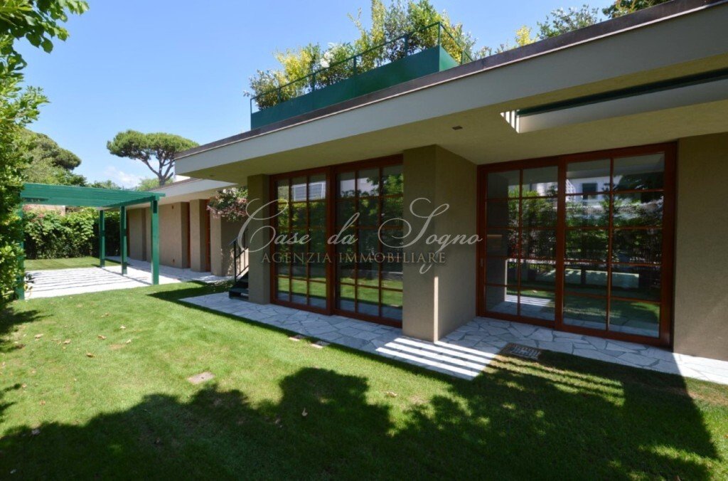 Villa in Center, Forte dei Marmi, Tuscany 2 - 16080841