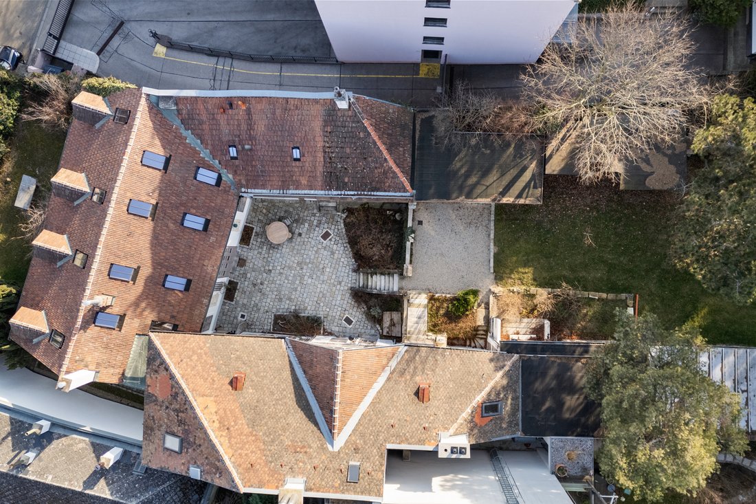 Vienna 1170 – Elegant Villa With Park Grounds In A Prestigious Green Setting