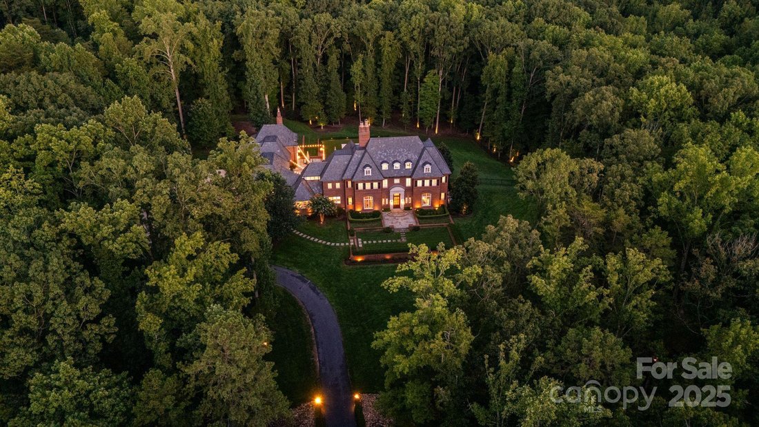 House in Mooresville, North Carolina, United States 4 - 16080549