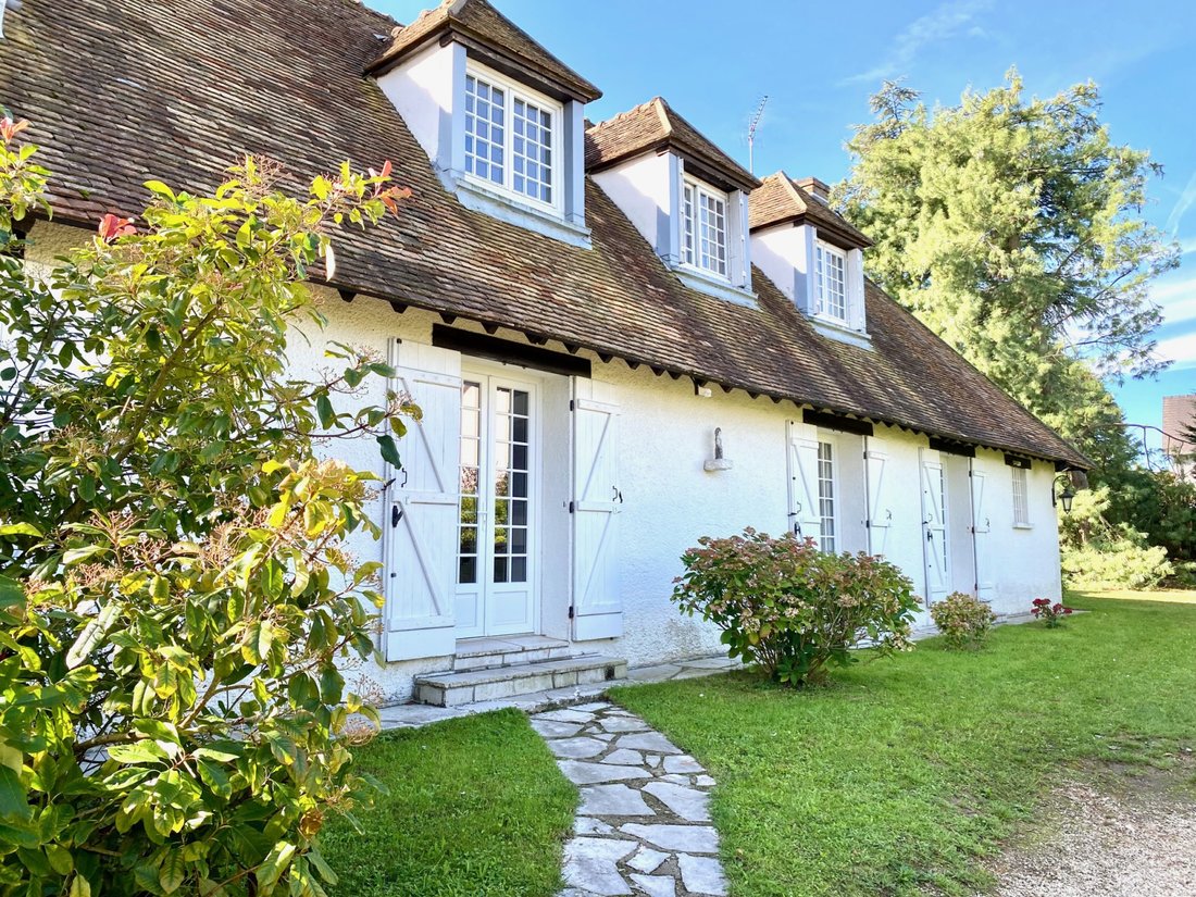 House in Boullay-les-Troux, Ile-de-France, France 2 - 16079203