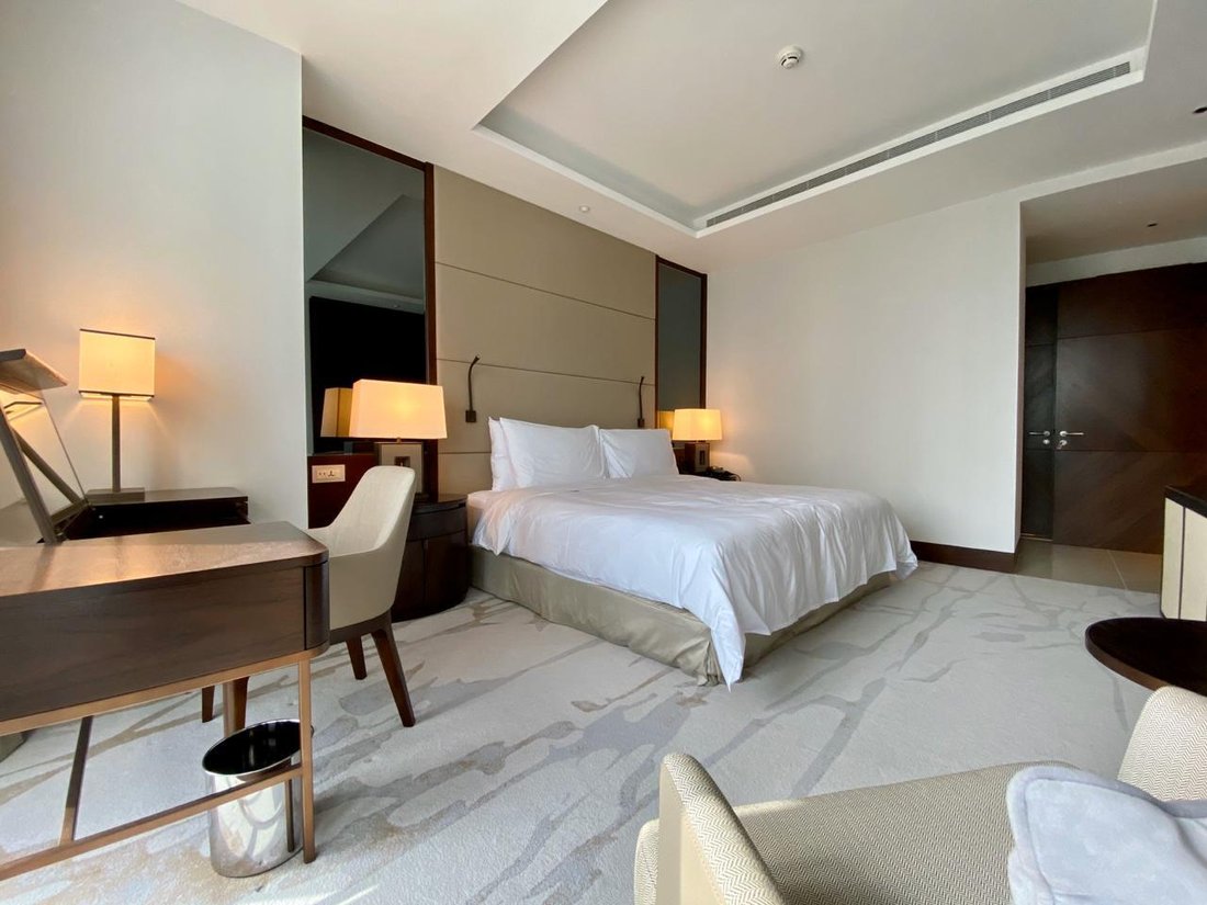 Apartment in Burj Khalifa Lake, Downtown Dubai, Dubai 4 - 16080161