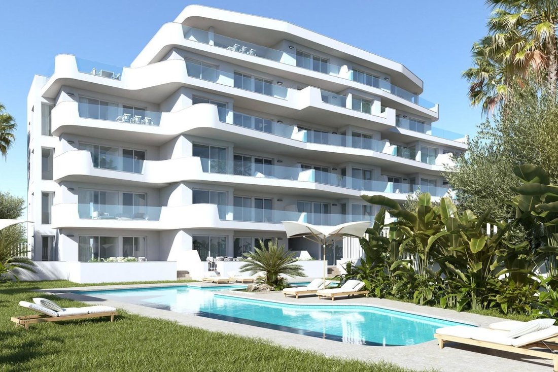Apartment in Pilar de la Horadada, Valencian Community, Spain 1 - 16080025