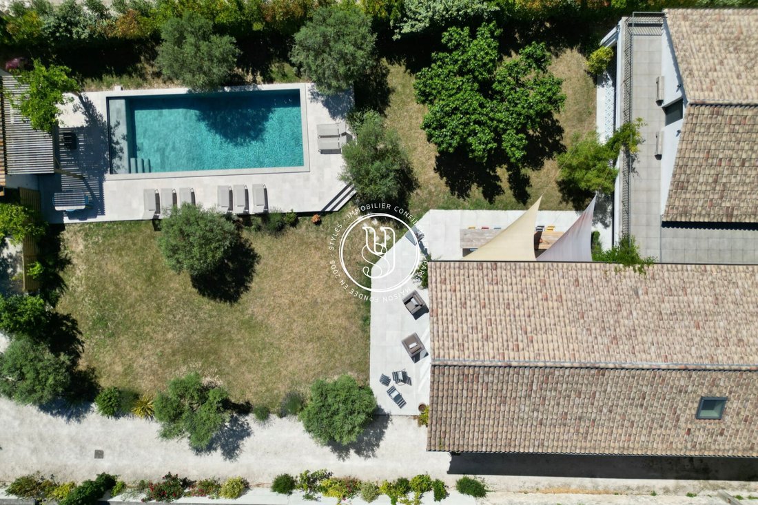 Villa in Saint-Rémy-de-Provence, Provence-Alpes-Côte d'Azur, France 2 - 16079991