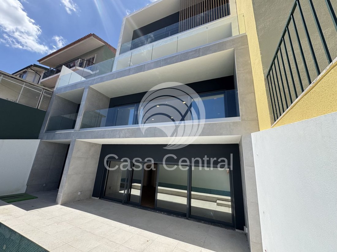 House in Loures, Lisbon, Portugal 1 - 16080822