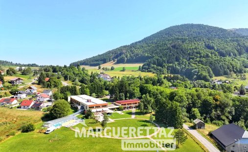 Tenuta a Habère-Poche, Auvergne-Rodano-Alpi, Francia 1