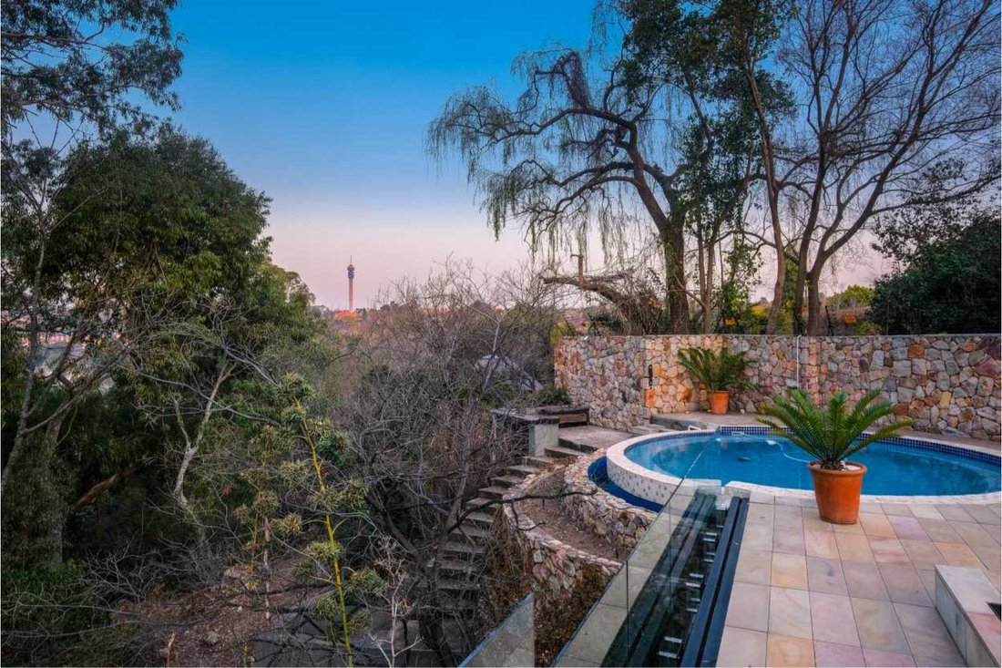 House in Johannesburg, Gauteng, South Africa 3 - 16042233