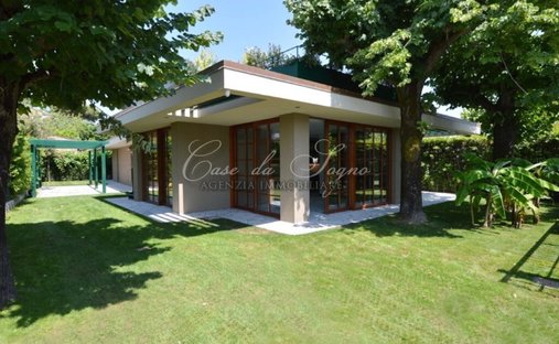 Villa in Center, Forte dei Marmi, Tuscany 1