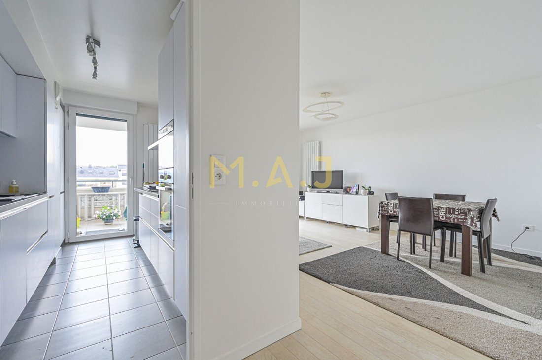 Apartment in Ledru Rollin, Le Perreux-sur-Marne, France 4 - 16079023