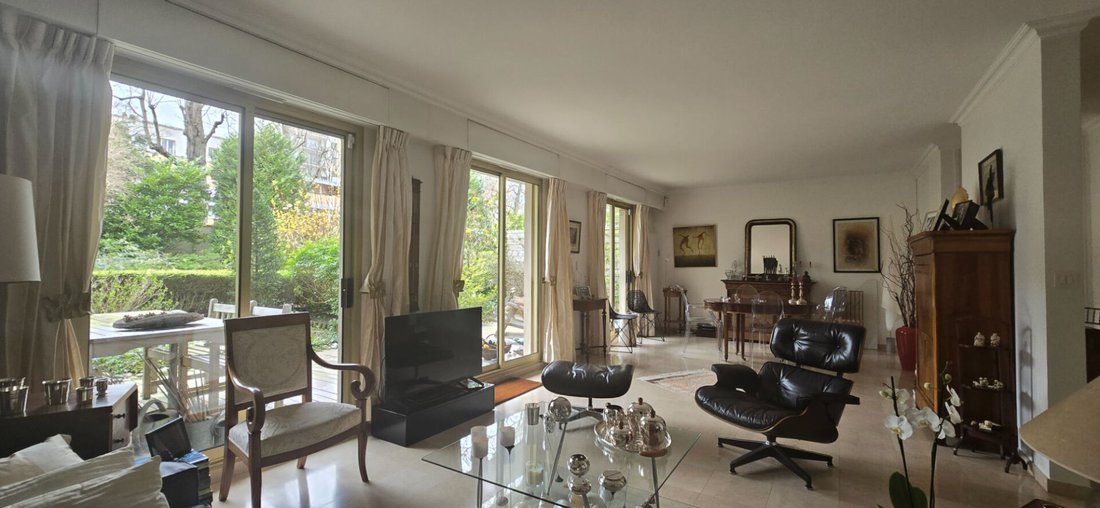 Apartment in Saint-Cloud, Île-de-France, France 2 - 16079377
