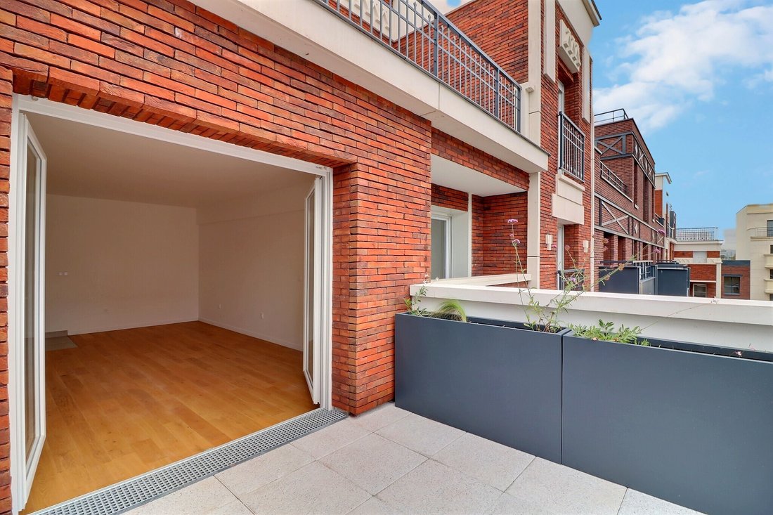 Apartment in Gerland, Lyon 7e Arrondissement, Lyon 2 - 16079548