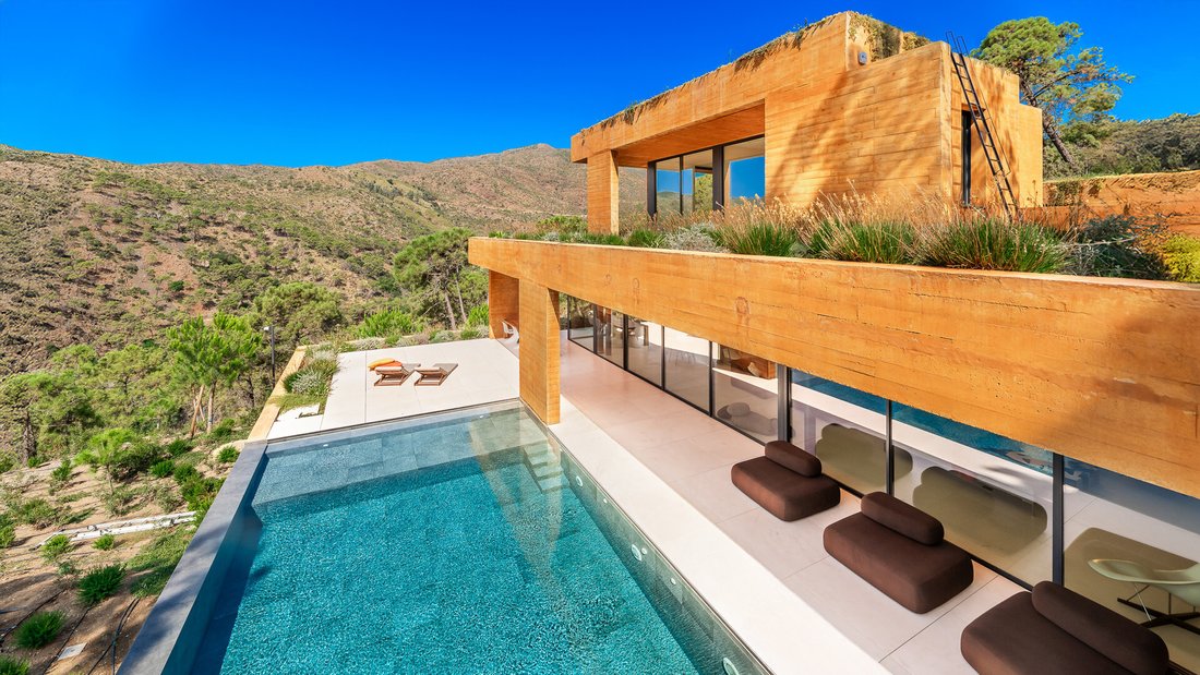 Villa in Benahavis, Andalusia, Spain 1 - 16080877