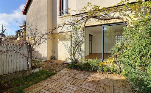 House in Monesse-Roger Salendro, Chaville, France 1