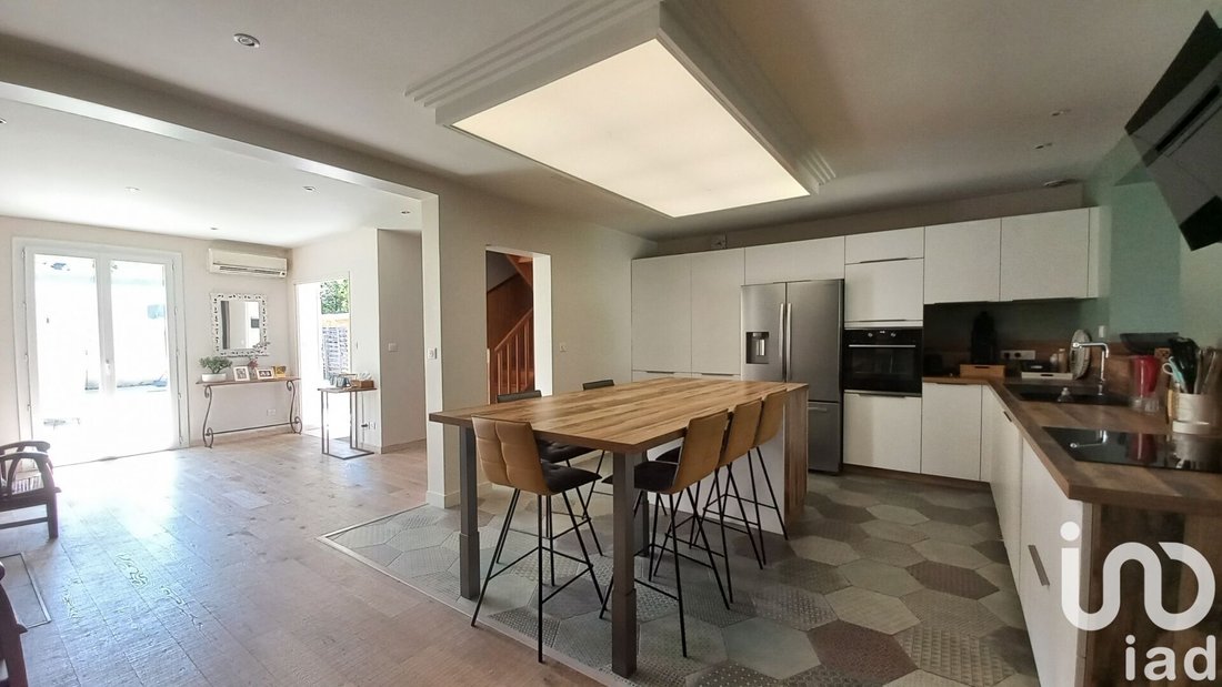 House in Bord de Marne, Champs-sur-Marne, France 3 - 16080600