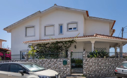 Villa in Quinta do Conde, Setubal, Portugal 1