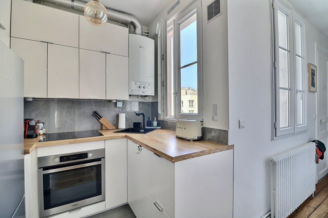 Apartment in Léon-Blum Folie-Regnault, Paris 11e Arrondissement, Paris 5 - 16079875