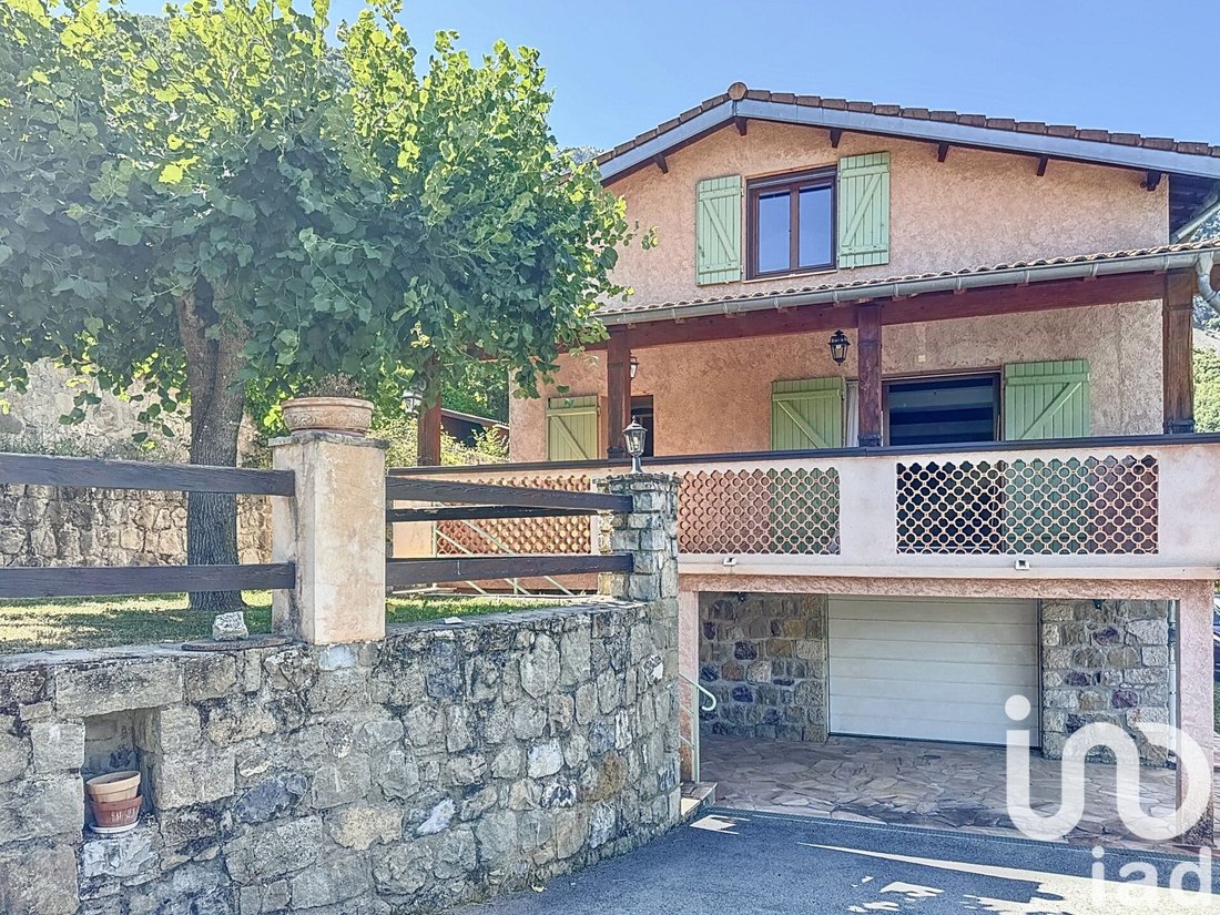 House in Roquebilliere, Provence-Alpes-Côte d'Azur, France 3 - 16080591