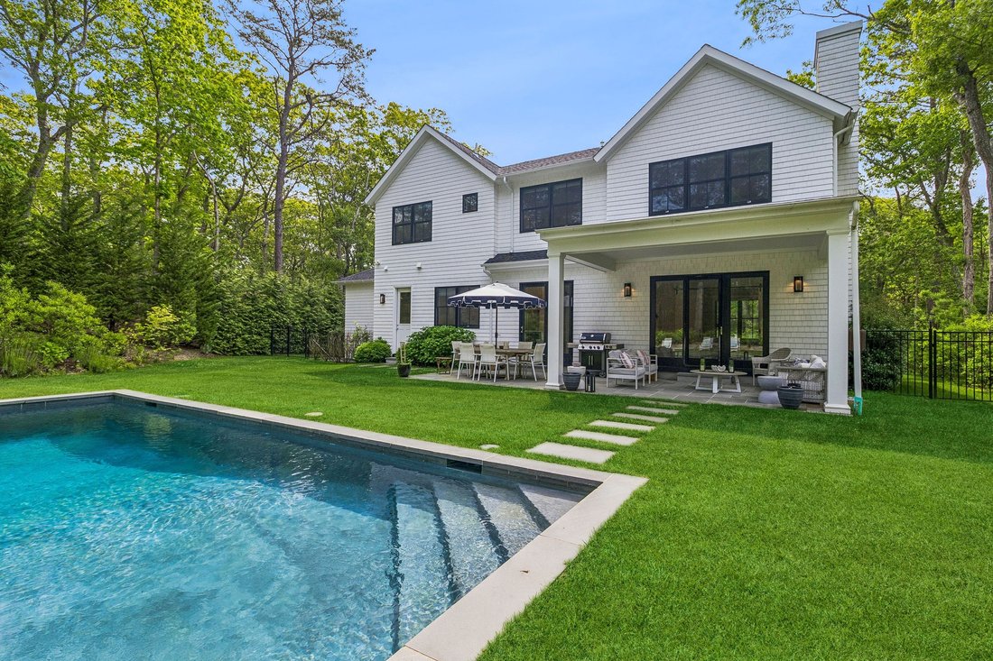 East Hampton, New York, United States 5 - 16081328