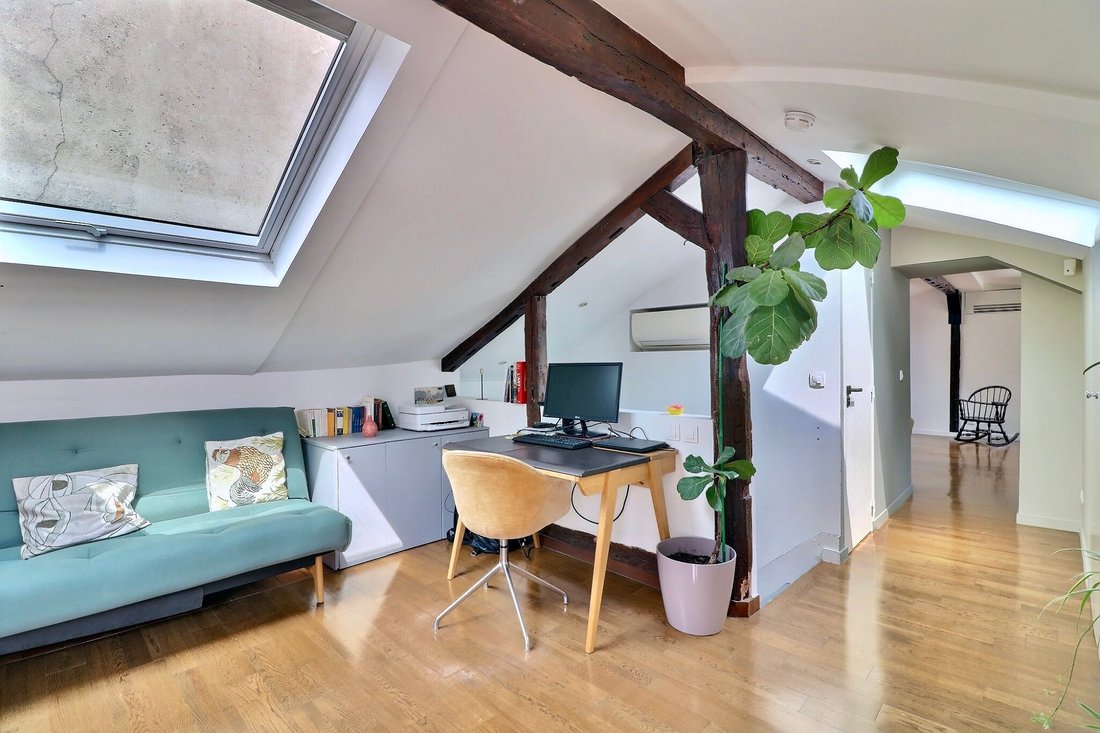 Apartment in Trudaine-Maubeuge, Paris 9e Arrondissement, Paris 1 - 16079772