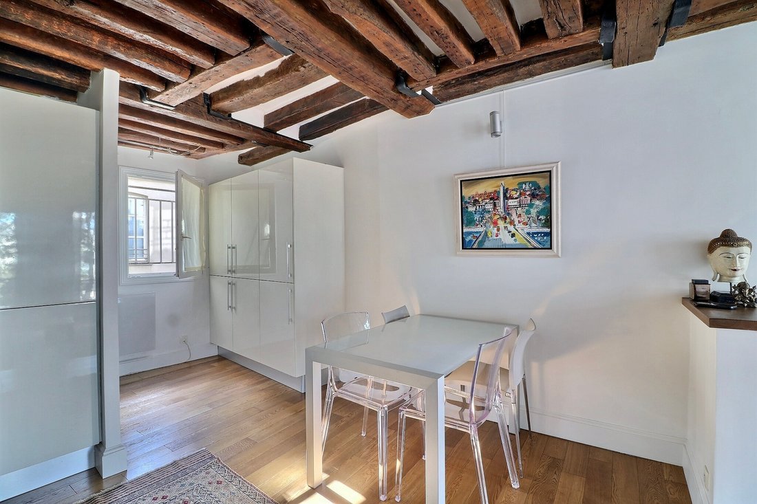 Apartment in Archives, Paris 3e Arrondissement, Paris 4 - 16079285