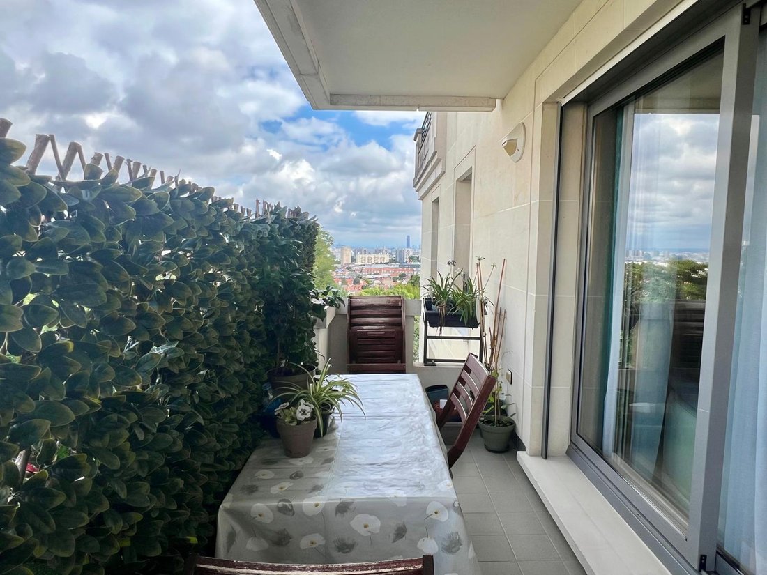 Apartment in Centre Ville-Sarments, Châtillon, France 5 - 16079405