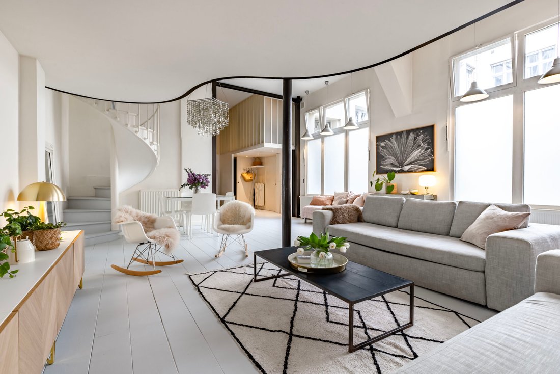 Apartment in Grange Aux Belles-Terrage, Paris 10e Arrondissement, Paris 4 - 16079682