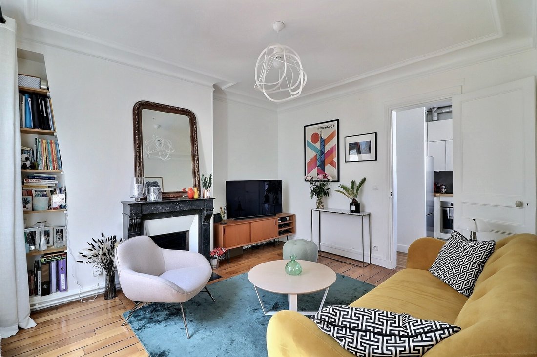 Apartment in Léon-Blum Folie-Regnault, Paris 11e Arrondissement, Paris 1 - 16079875