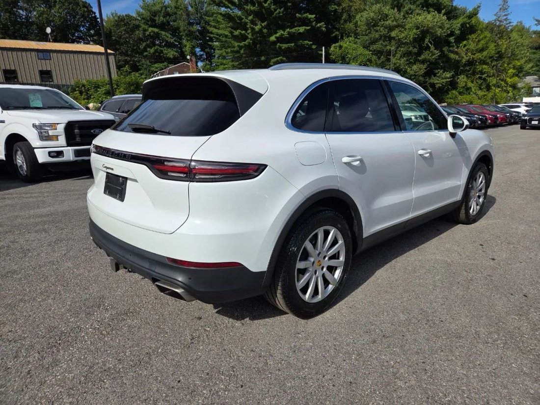 Suv in Charlton, MA, United States 3 - 16080301